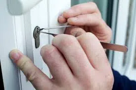 Royal Locksmith Store Oceanside, NY 516-962-5488 - emergency-lockout